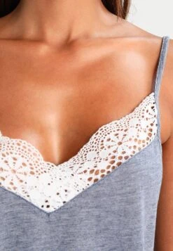 Anna Field Sarah Short Pj Set PigiamaOff-White/Dark Blue Donna Intimo Notte E Loungewear AN681BA0K-A11 13 Anna Field Sarah Short Pj Set PigiamaOff-White/Dark Blue Donna Intimo Notte E Loungewear AN681BA0K-A11 -Abbigliamento Femminile 04e3d1816e4748b4a0e2b5863bfae2f9