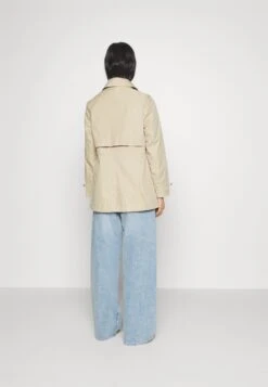 Anna Field Giacca Da Mezza StagioneBeige Donna Giacche E Blazer AN621U028-B11 14 Anna Field Giacca Da Mezza StagioneBeige Donna Giacche E Blazer AN621U028-B11 -Abbigliamento Femminile 0c4d7cc62d634c92afca99551f313334