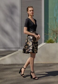 Anna Field SandaliBlack Donna Tacchi Alti AN611A0KS-Q11 14 Anna Field SandaliBlack Donna Tacchi Alti AN611A0KS-Q11 -Abbigliamento Femminile 1276f0e9d131463395443eba4fe11164