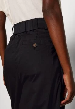 PantaloniBlack Donna Pantaloni ANH21A00X-Q11 13 PantaloniBlack Donna Pantaloni ANH21A00X-Q11 -Abbigliamento Femminile 134f13d4fc4f49178de3aafcb0a92b46