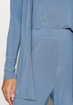 Anna Field PigiamaBlue Donna Intimo Notte E Loungewear AN681P0A1-K11 -Abbigliamento Femminile 16afe6d80d1843b8a9d7e39e51ab5271