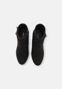 TronchettiBlack Donna Stivali ANJ11N01N-Q11 -Abbigliamento Femminile 28ab04dbd12d44b2bc048bf71b69ad84