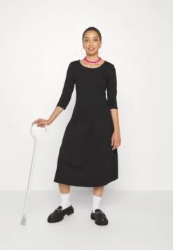 Anna Field Vestito Di MaglinaBlack Donna Vestiti AN621C1TI-Q11 18 Anna Field Vestito Di MaglinaBlack Donna Vestiti AN621C1TI-Q11 -Abbigliamento Femminile 2a092f2df3db4623b163d9750b2e200d