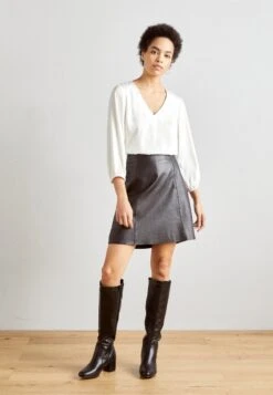 Anna Field CamicettaWhite Donna Camicie E Bluse AN621E0CA-A11 11 Anna Field CamicettaWhite Donna Camicie E Bluse AN621E0CA-A11 -Abbigliamento Femminile 2fd3181dfda443859bfc6dd9b483e5cd