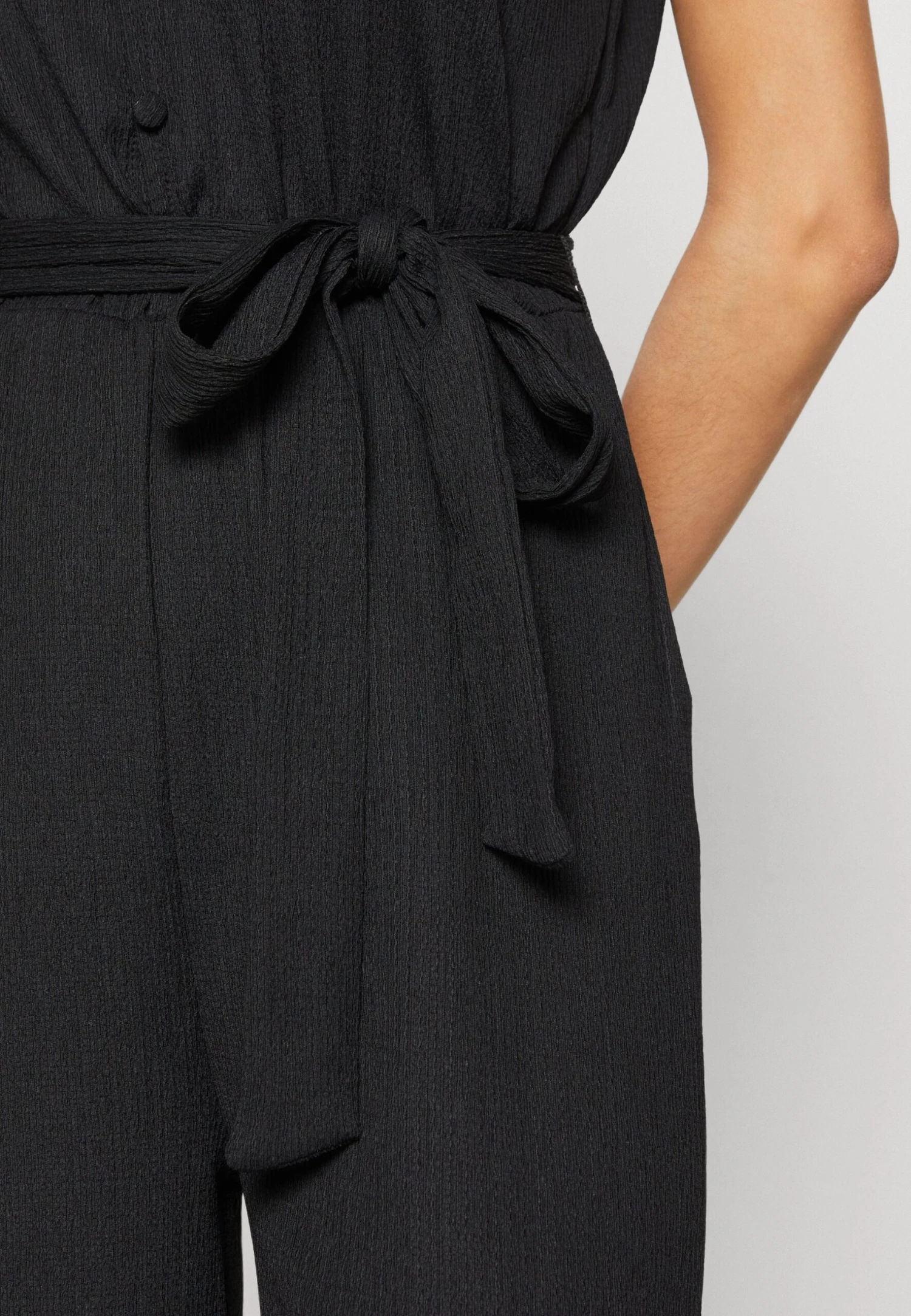 Anna Field Tuta JumpsuitBlack Donna Tute Jumpsuit AN621T03C-Q11 8 Anna Field Tuta JumpsuitBlack Donna Tute Jumpsuit AN621T03C-Q11 - immagine 6