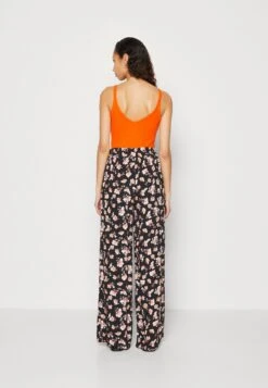 Anna Field PantaloniBlack/Multi-Coloured Donna Pantaloni AN621A07O-Q13 -Abbigliamento Femminile 45c3181fc7ce495dbf9e85d439a8b58a