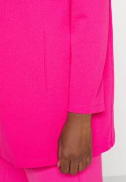 Cappotto CortoPink Donna Giacche E Blazer AX821U00T-J11 13 Cappotto CortoPink Donna Giacche E Blazer AX821U00T-J11 -Abbigliamento Femminile 5161d5ed79644f5d98630e2949295ff6