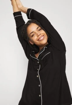 Anna Field PigiamaBlack Donna Intimo Notte E Loungewear AN681P05S-Q11 -Abbigliamento Femminile 6f01e5c64ada476aa31aeee31b292f8d