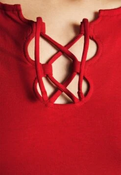 Anna Field T-Shirt Con StampaDark Red Donna T-shirt E Top AN621D17C-G11 15 Anna Field T-Shirt Con StampaDark Red Donna T-shirt E Top AN621D17C-G11 -Abbigliamento Femminile 737dec99345a4ec9984148190897d487