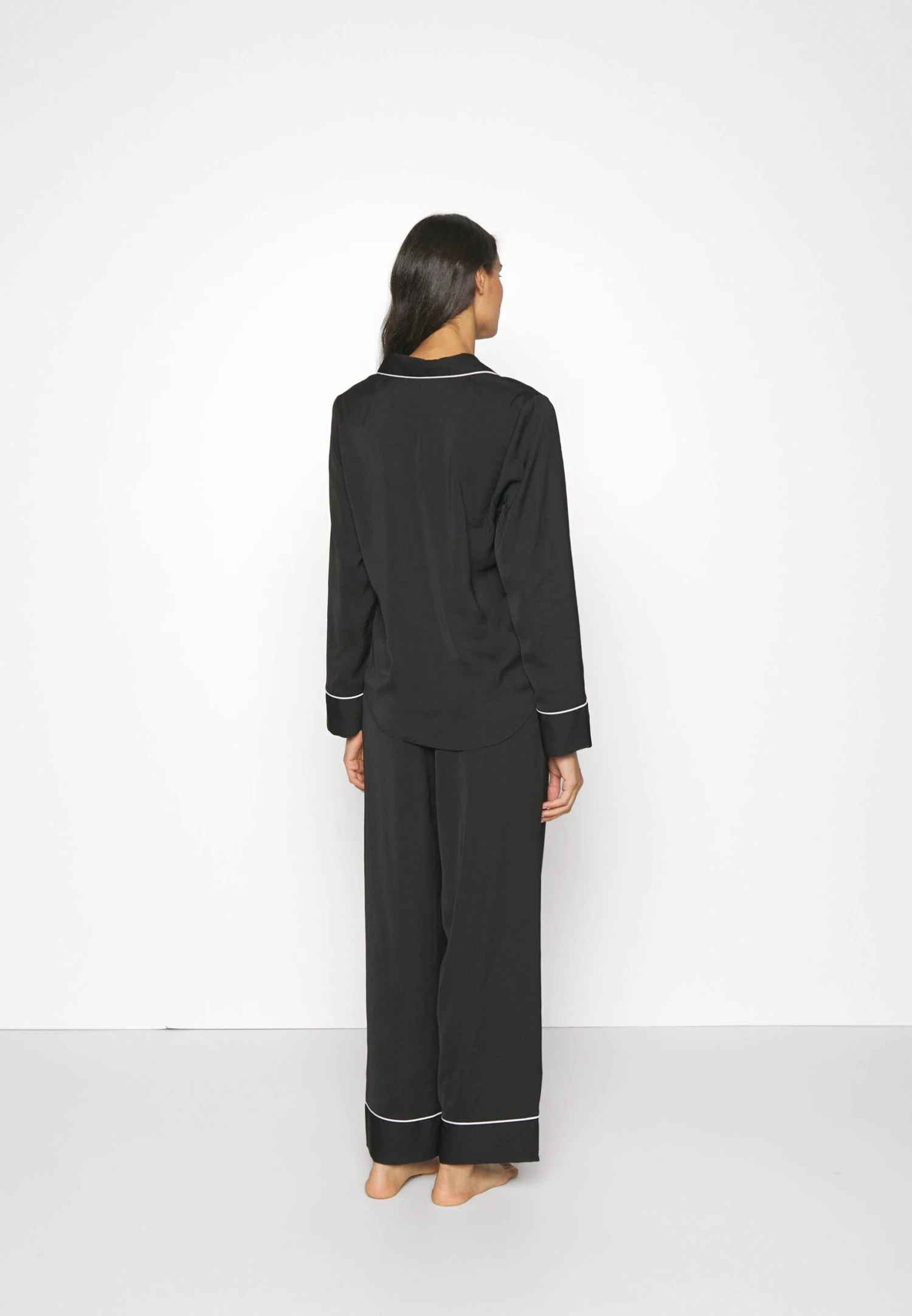 Anna Field SetPigiamaBlack Donna Intimo Notte E Loungewear AN681P09R-Q11 5 Anna Field SetPigiamaBlack Donna Intimo Notte E Loungewear AN681P09R-Q11 - immagine 3