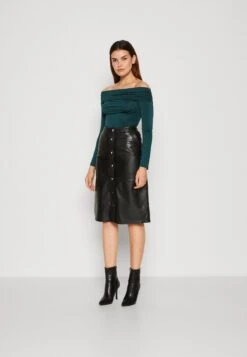 Anna Field Maglietta A Manica LungaDark Green Donna T-shirt E Top AN621D1AD-M11 14 Anna Field Maglietta A Manica LungaDark Green Donna T-shirt E Top AN621D1AD-M11 -Abbigliamento Femminile 7f0304a24e3f4850b9e2283176115896