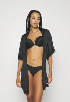 Anna Field 7 PackSlipBlack Donna Intimo AN681R06I-Q11 -Abbigliamento Femminile 81ee2bfea4be46fca0693d327f604552