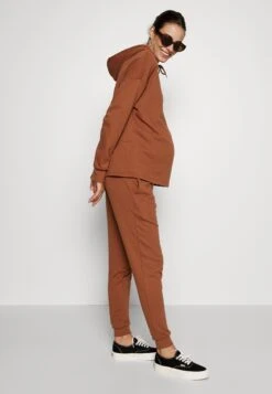 Tuta - Brown 13 Tuta - Brown -Abbigliamento Femminile 9183ab5af8db4bfba0196eb1e9d27f29