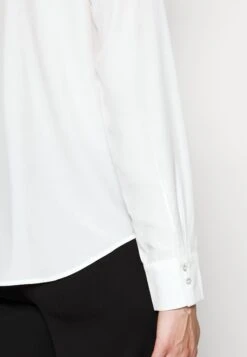 Camicetta White Donna Camicie E Bluse ANH21E008-A11 13 Camicetta White Donna Camicie E Bluse ANH21E008-A11 -Abbigliamento Femminile 991e3baf00334e268cf21595add1e55e