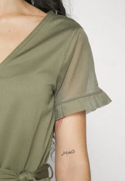 Vestito Di MaglinaOlive Donna Vestiti ANI21C04I-N11 -Abbigliamento Femminile a6768cd7c3fd4380bf232c53cbb8e53a