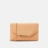Anna Field Pochette - Apricot -Abbigliamento Femminile b60c813c29724949bb06b05509db6527