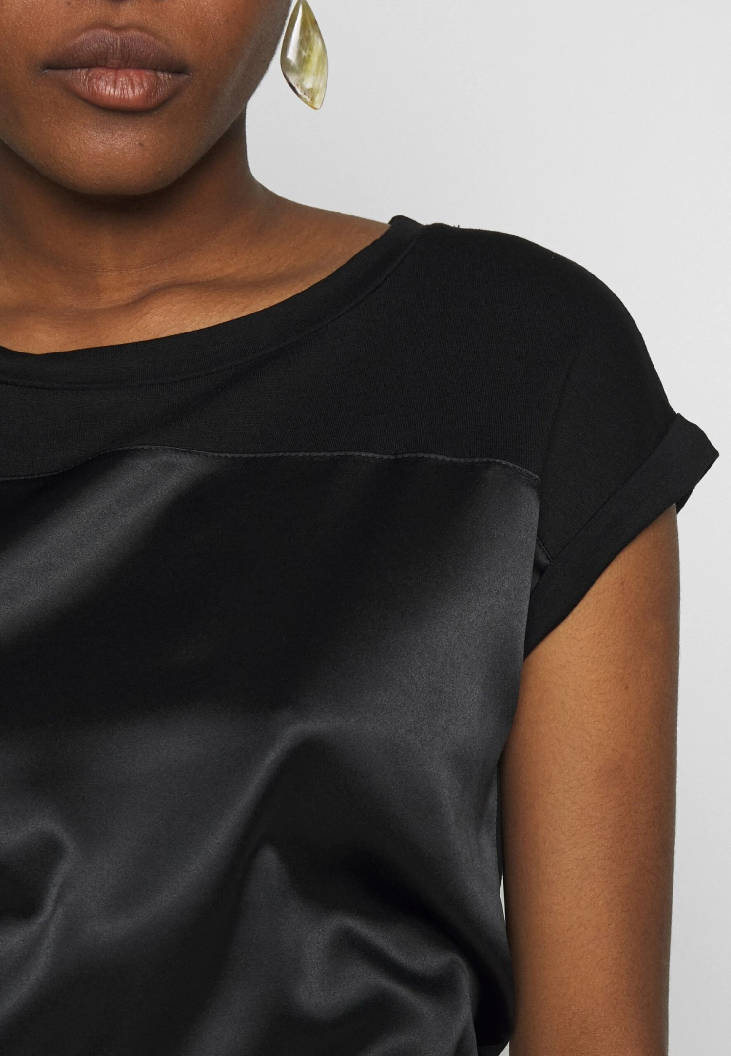 Anna Field T-Shirt Con Stampa - Black 7 Anna Field T-Shirt Con Stampa - Black - immagine 5