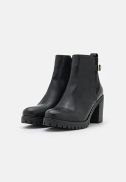 TronchettiBlack Donna Stivaletti ANJ11N016-Q12 10 TronchettiBlack Donna Stivaletti ANJ11N016-Q12 -Abbigliamento Femminile c439ad230fc547a6b2aec347a14562ce