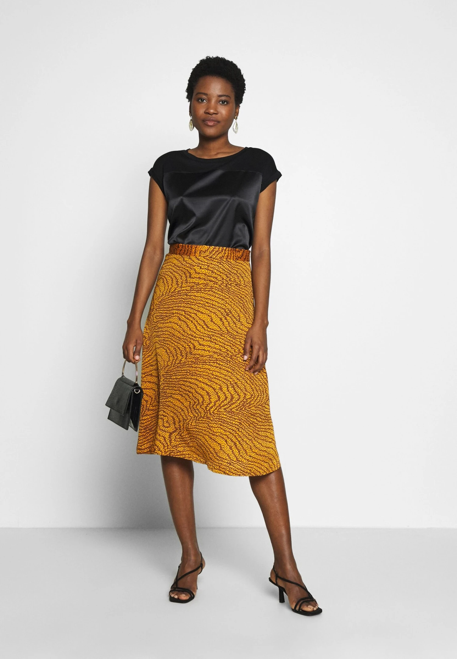 Anna Field T-Shirt Con Stampa - Black 4 Anna Field T-Shirt Con Stampa - Black - immagine 2