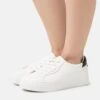 Anna Field Sneakers BasseBlack/White Donna Sneakers AN611A0QK-Q11 1 Anna Field Sneakers BasseBlack/White Donna Sneakers AN611A0QK-Q11 -Abbigliamento Femminile c9ac5a6c855e4cddb556a2cb8fd03f5e