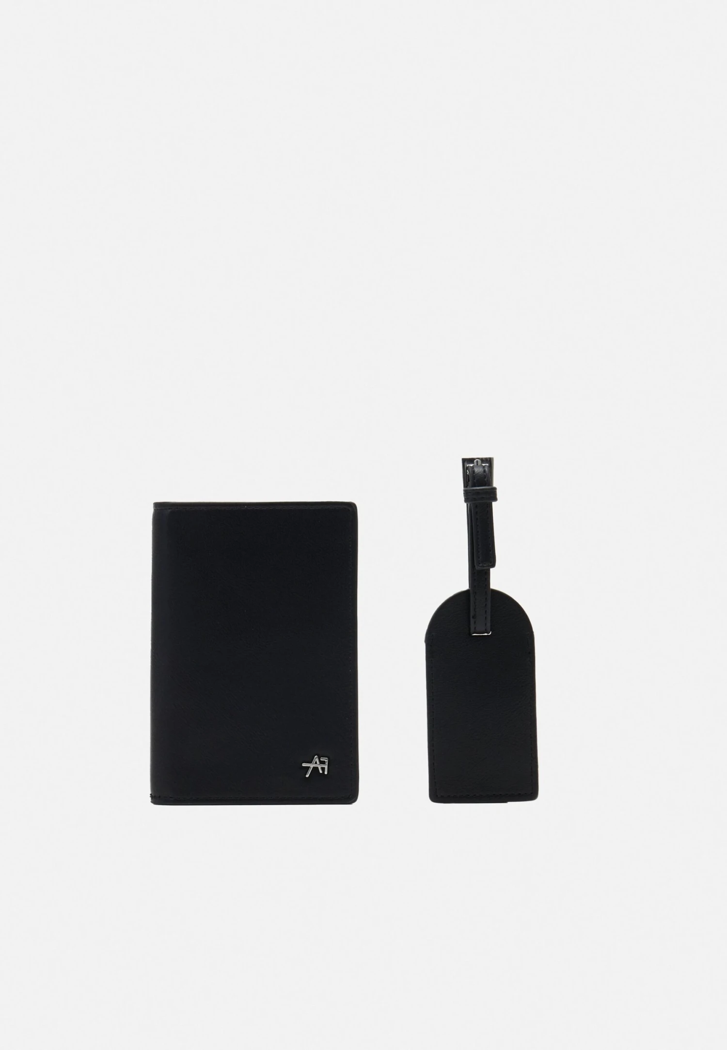 Anna Field Passport Case And Luggage Tag SetCustodia Per PassaportoBlack Donna Portafogli E Portachiavi AN651F04H-Q11 3 Anna Field Passport Case And Luggage Tag SetCustodia Per PassaportoBlack Donna Portafogli E Portachiavi AN651F04H-Q11