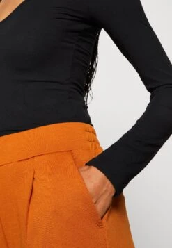 Anna Field Maglietta A Manica LungaBlack Donna T-shirt E Top AN621D18V-Q11 -Abbigliamento Femminile da4ff205dab2400fa075165ce18af830