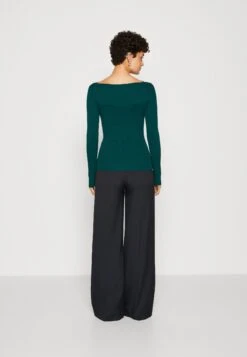 Anna Field MaglioneDark Green Donna Maglieria AN621I0IG-M11 -Abbigliamento Femminile e10b16ff1b7b408aa4fe6158ed4d71a2