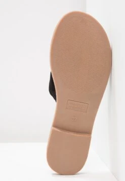 Anna Field CiabattineBlack Donna Pantofole AN611A0D0-Q11 14 Anna Field CiabattineBlack Donna Pantofole AN611A0D0-Q11 -Abbigliamento Femminile e25adaa8a56b493ea19b6af0eb15a39c