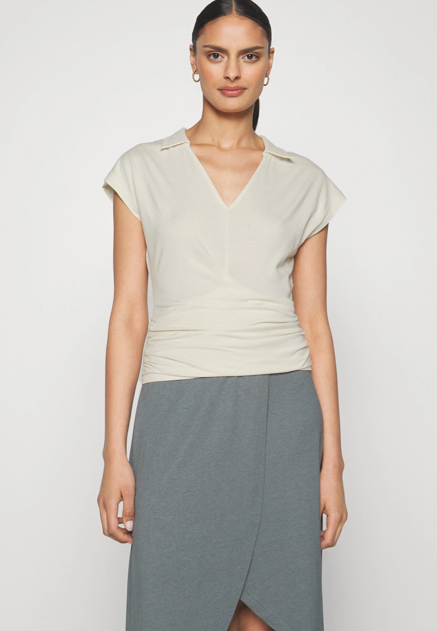 Anna Field Wrap Blouse CamicettaOffwhite Donna Camicie E Bluse AN621D17D-A11 8 Anna Field Wrap Blouse CamicettaOffwhite Donna Camicie E Bluse AN621D17D-A11 - immagine 6