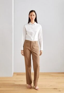 Anna Field CamicettaWhite Donna Camicie E Bluse AN621E0CH-A11 10 Anna Field CamicettaWhite Donna Camicie E Bluse AN621E0CH-A11 -Abbigliamento Femminile f3879e2315f54cc798c492addf8f43c5