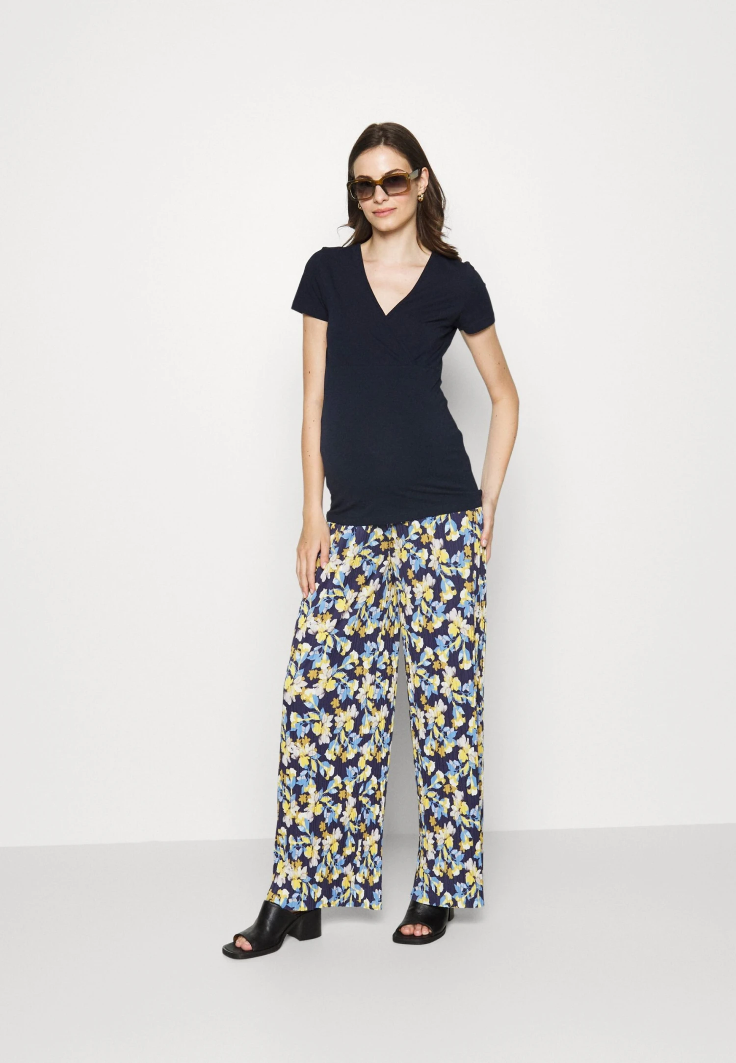 PantaloniMulticoloured Donna Pantaloni EX429B01S-T11 4 PantaloniMulticoloured Donna Pantaloni EX429B01S-T11 - immagine 2