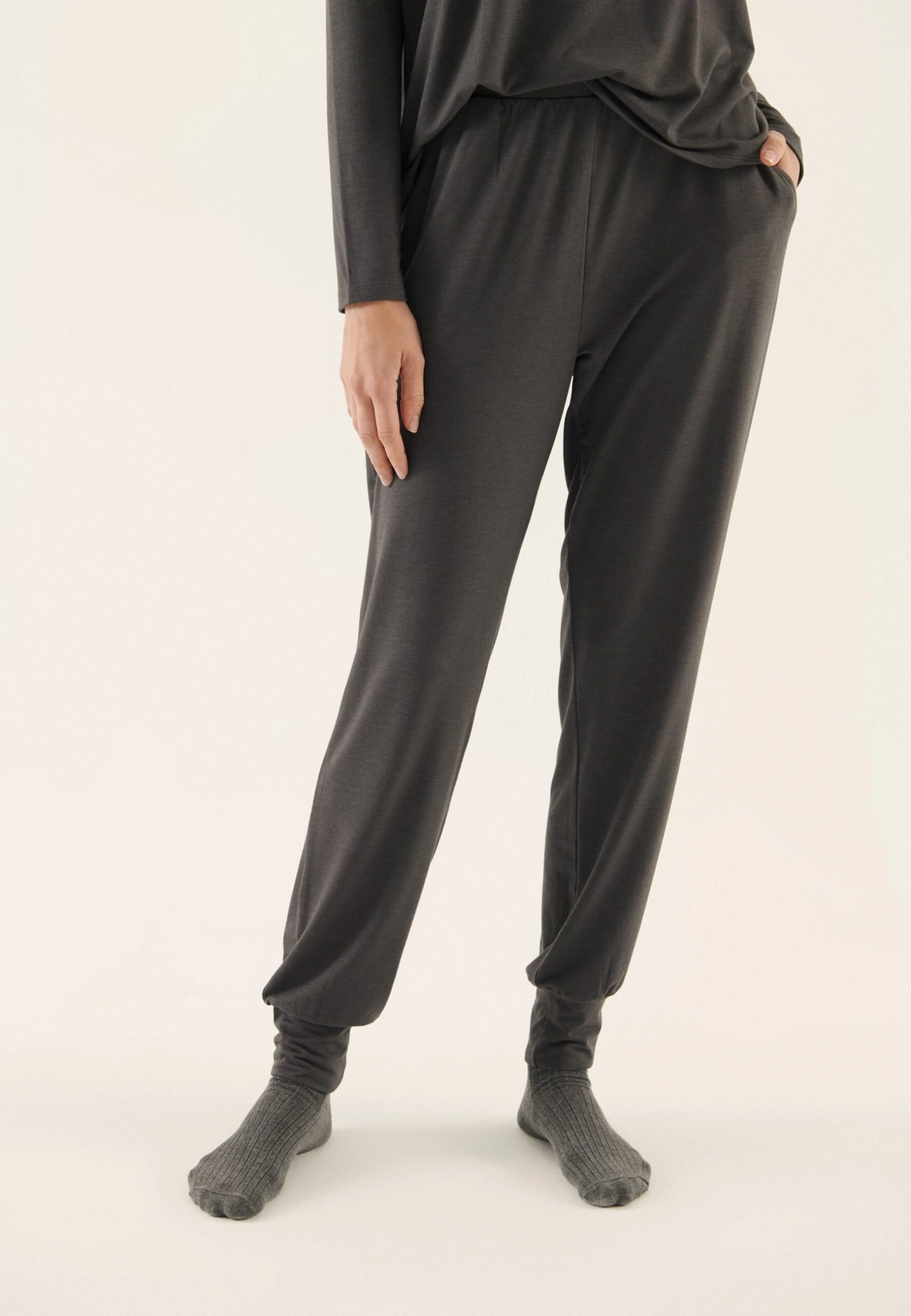 Anna Field Pigiama - Dark Grey 6 Anna Field Pigiama - Dark Grey - immagine 4